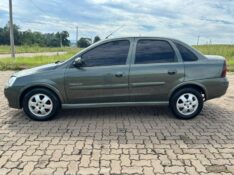 CHEVROLET CORSA SED. PREMIUM /2011 RT 811 VEÍCULOS ARROIO DO MEIO / Carros no Vale