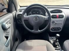 CHEVROLET CORSA SED. PREMIUM /2011 RT 811 VEÍCULOS ARROIO DO MEIO / Carros no Vale