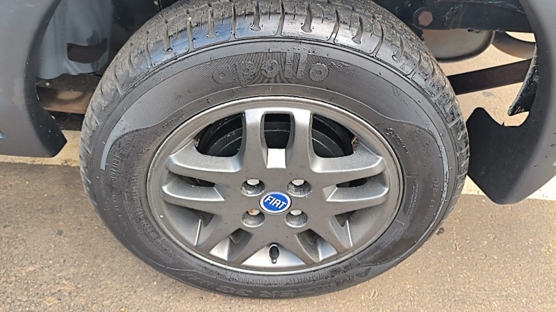 FIAT STRADA C.ESTENDIDA TREKKING 1.4 2006/2006 ADRIANO VEÍCULOS CRUZEIRO DO SUL / Carros no Vale