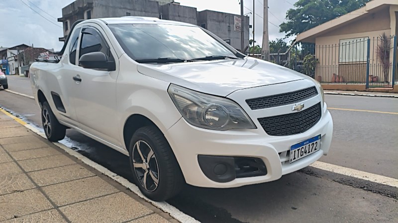 CHEVROLET MONTANA 1.4 LS 2012/2013 ADRIANO VEÍCULOS CRUZEIRO DO SUL / Carros no Vale