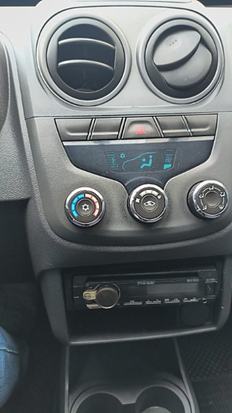 CHEVROLET MONTANA 1.4 LS 2012/2013 ADRIANO VEÍCULOS CRUZEIRO DO SUL / Carros no Vale