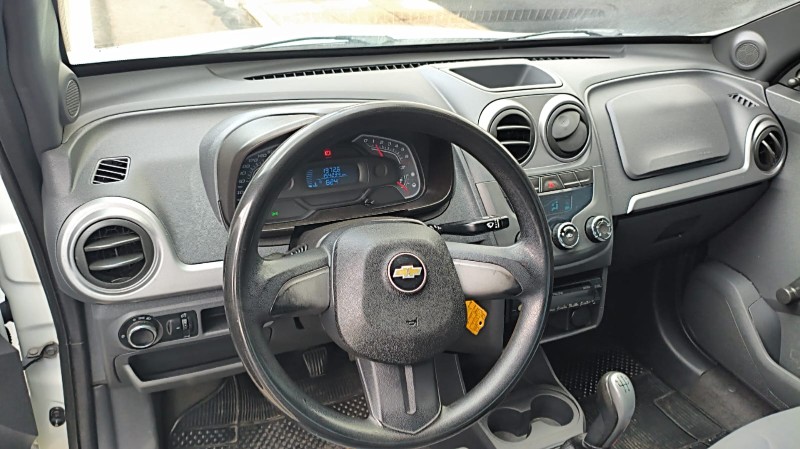 CHEVROLET MONTANA 1.4 LS 2012/2013 ADRIANO VEÍCULOS CRUZEIRO DO SUL / Carros no Vale
