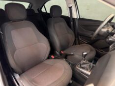 CHEVROLET ONIX 1.4 LT 2016/2016 LUCAS AUTOMÓVEIS BOM RETIRO DO SUL / Carros no Vale