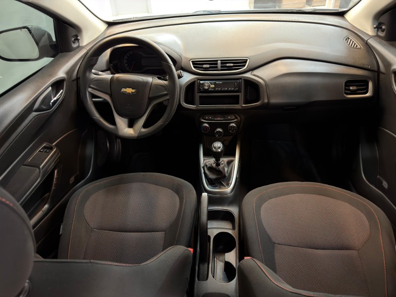 CHEVROLET ONIX 1.4 LT 2016/2016 LUCAS AUTOMÓVEIS BOM RETIRO DO SUL / Carros no Vale
