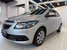 CHEVROLET ONIX 1.4 LT 2016/2016 LUCAS AUTOMÓVEIS BOM RETIRO DO SUL / Carros no Vale