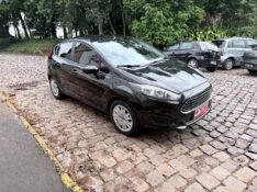 FORD FIESTA 1.5 2014/2014 ELY AUTOMÓVEIS LAJEADO / Carros no Vale