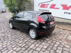 FORD FIESTA 1.5 2014/2014 ELY AUTOMÓVEIS LAJEADO / Carros no Vale