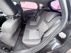 FORD FIESTA 1.5 2014/2014 ELY AUTOMÓVEIS LAJEADO / Carros no Vale