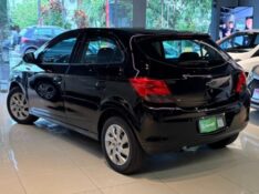 CHEVROLET ONIX 1.4 LT 8V 2013/2013 JM AUTOMÓVEIS VENÂNCIO AIRES / Carros no Vale