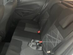 FORD FIESTA 1.5 SE HATCH 16V 2015/2015 TIAGO AUTOMÓVEIS VENÂNCIO AIRES / Carros no Vale