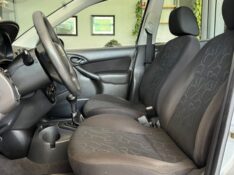 FORD FOCUS 1.6 GL 2009/2009 JOÃO CARROS MULTIMARCAS GUAPORÉ / Carros no Vale