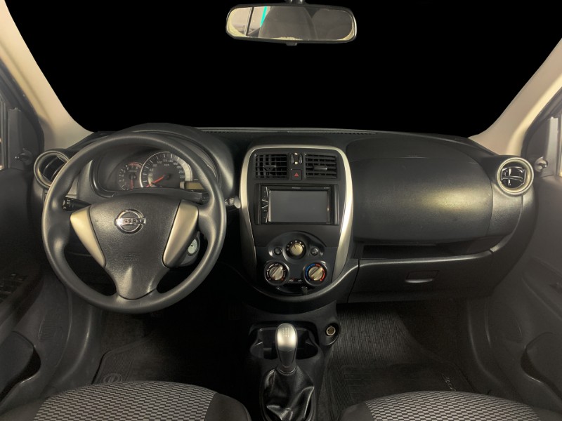 NISSAN MARCH 1.0 S 12V FLEX 4P MANUAL 2017/2018 DUARTE VEÍCULOS PORTO ALEGRE / Carros no Vale NISSAN MARCH 1.0 S 12V FLEX 4P MANUAL 2017/2018 DUARTE VEÍCULOS PORTO ALEGRE / Carros no Vale
