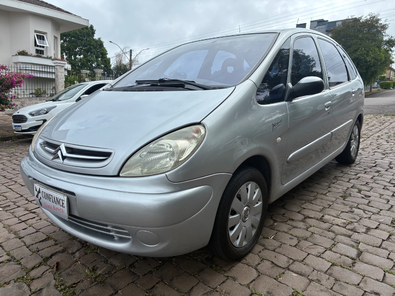 CITROEN XSARA PICASSO 2.0 GLX 16V 2005/2005 COMPLETO VEÍCULOS GUAPORÉ / Carros no Vale
