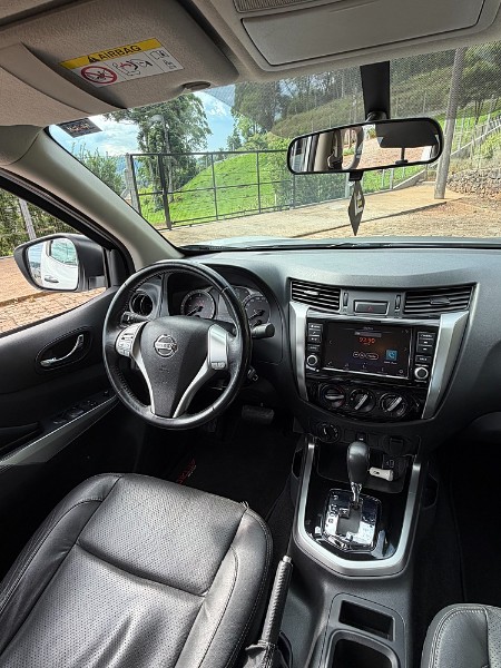 NISSAN FRONTIER 2.3 16V TURBO DIESEL ATTACK CD 4X4 AUTOMÁTICO 2019/2019 BOSCO AUTOMÓVEIS GUAPORÉ / Carros no Vale