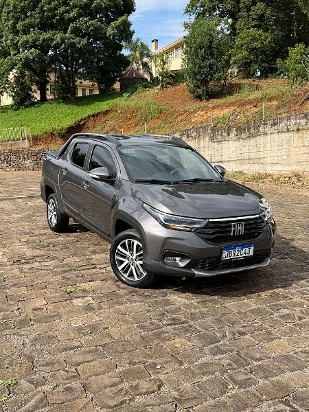 FIAT STRADA 1.3 VOLCANO CD 8V 2023/2023 BOSCO AUTOMÓVEIS GUAPORÉ / Carros no Vale