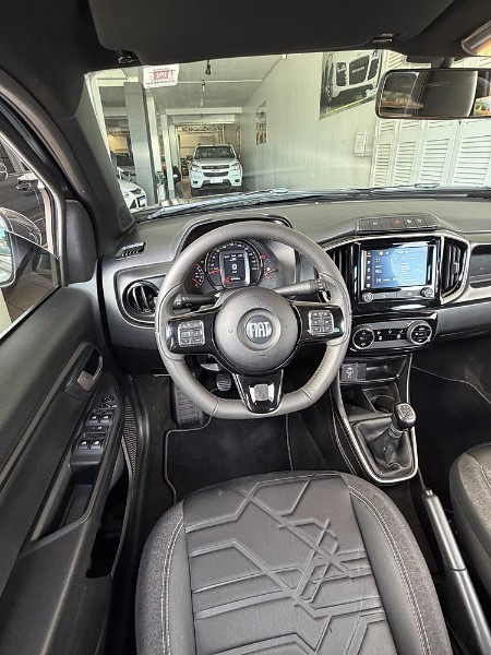 FIAT STRADA 1.3 VOLCANO CD 8V 2023/2023 BOSCO AUTOMÓVEIS GUAPORÉ / Carros no Vale