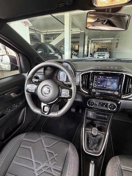 FIAT STRADA 1.3 VOLCANO CD 8V 2023/2023 BOSCO AUTOMÓVEIS GUAPORÉ / Carros no Vale