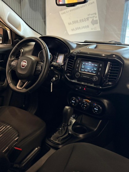 FIAT TORO FREEDOM 1.8 16V FLEX AUT. 2017/2017 JM AUTOMÓVEIS VENÂNCIO AIRES / Carros no Vale