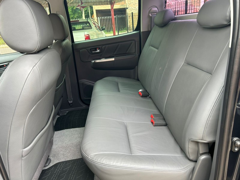 TOYOTA HILUX 2.7 SRV CD 4X4 2013/2014 LAVENDA VEÍCULOS ARROIO DO MEIO / Carros no Vale