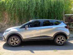 RENAULT CAPTUR 1.3 ICONIC 16V TURBO 2021/2022 ESTAÇÃO DO CARRO ESTRELA / Carros no Vale