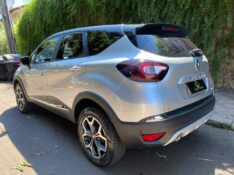 RENAULT CAPTUR 1.3 ICONIC 16V TURBO 2021/2022 ESTAÇÃO DO CARRO ESTRELA / Carros no Vale