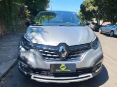 RENAULT CAPTUR 1.3 ICONIC 16V TURBO 2021/2022 ESTAÇÃO DO CARRO ESTRELA / Carros no Vale