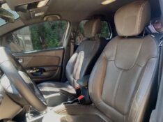 RENAULT CAPTUR 1.3 ICONIC 16V TURBO 2021/2022 ESTAÇÃO DO CARRO ESTRELA / Carros no Vale