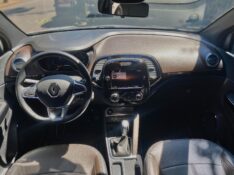 RENAULT CAPTUR 1.3 ICONIC 16V TURBO 2021/2022 ESTAÇÃO DO CARRO ESTRELA / Carros no Vale