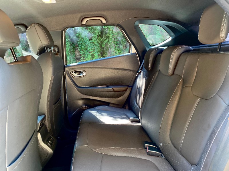 RENAULT CAPTUR 1.3 ICONIC 16V TURBO 2021/2022 ESTAÇÃO DO CARRO ESTRELA / Carros no Vale