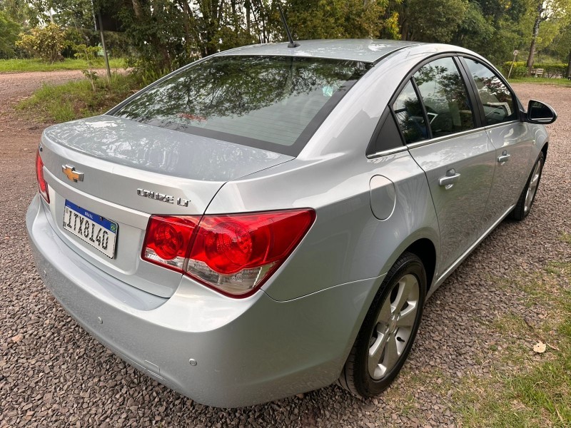 CHEVROLET CRUZE LTZ 1.8 /2013 MENEGHINI VEÍCULOS ARROIO DO MEIO / Carros no Vale CHEVROLET CRUZE LTZ 1.8 /2013 MENEGHINI VEÍCULOS ARROIO DO MEIO / Carros no Vale