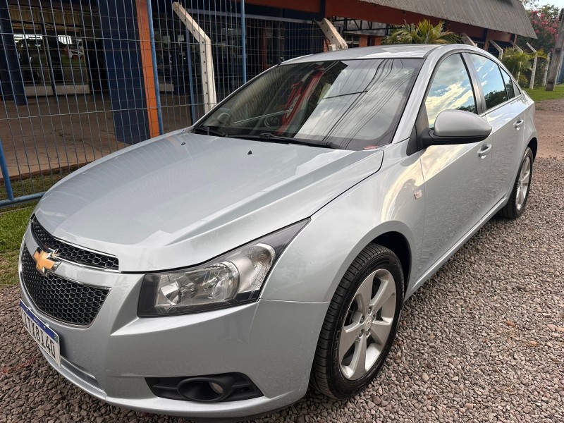 CHEVROLET CRUZE LTZ 1.8 /2013 MENEGHINI VEÍCULOS ARROIO DO MEIO / Carros no Vale CHEVROLET CRUZE LTZ 1.8 /2013 MENEGHINI VEÍCULOS ARROIO DO MEIO / Carros no Vale
