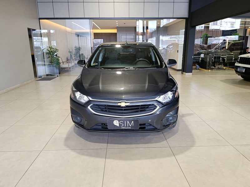 Chevrolet Onix 1.4 Lt 2017/2018 SIM VEÍCULOS PORTO ALEGRE / Carros no Vale