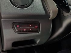 Fiat Uno 1.0 Evo Vivace 8v 2015/2016 SIM VEÍCULOS PORTO ALEGRE / Carros no Vale