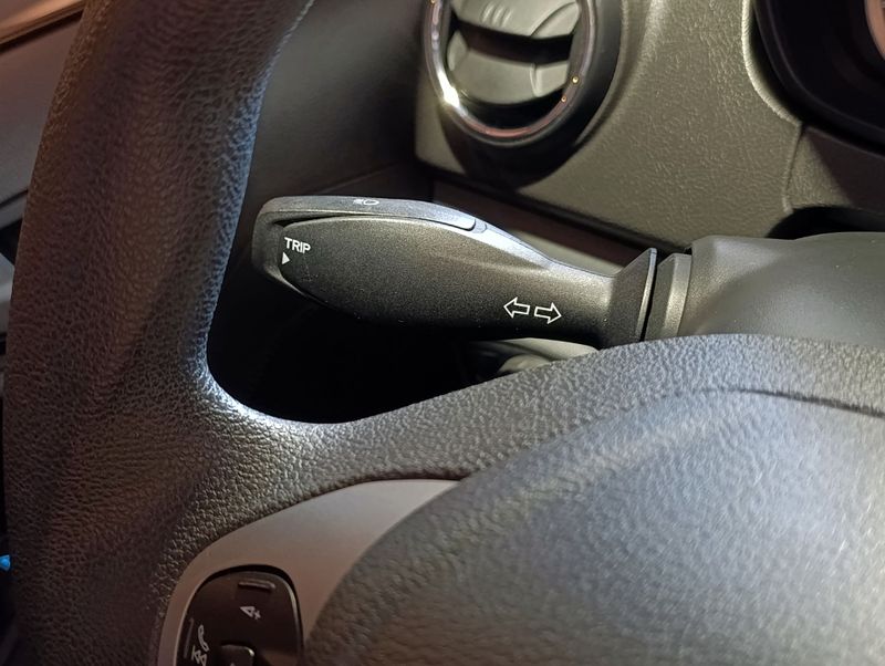 Ford Ka 1.0 Sel Ticvt 2017/2018 SIM VEÍCULOS PORTO ALEGRE / Carros no Vale