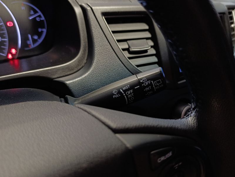 Honda Cr-v Lx 2012/2012 SIM VEÍCULOS PORTO ALEGRE / Carros no Vale