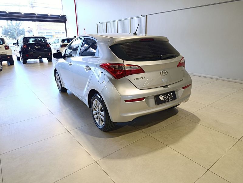Hyundai Hb20 Comfort 1.6 16v Mec. 2015/2016 SIM VEÍCULOS PORTO ALEGRE / Carros no Vale