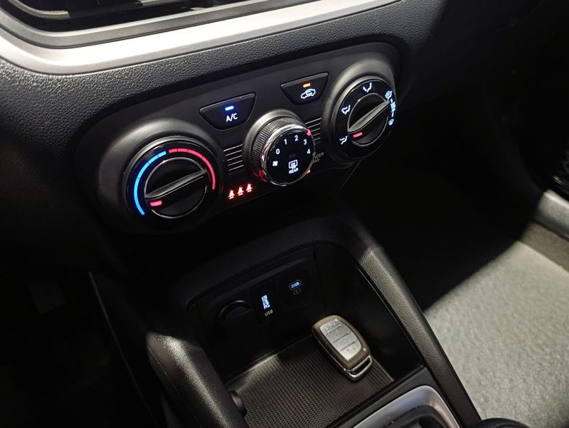 Hyundai Hb20 Limited 1.0 12v Mec. 2024/2025 SIM VEÍCULOS PORTO ALEGRE / Carros no Vale