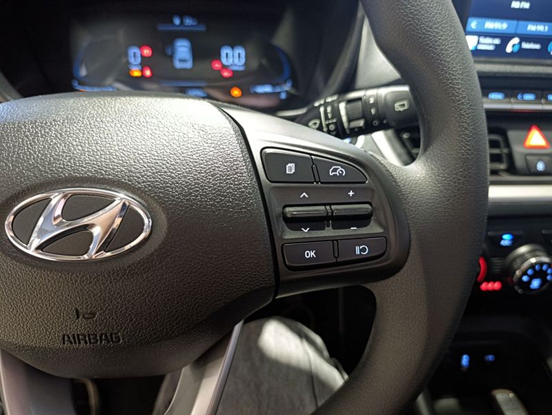 Hyundai Hb20 Limited 1.0 12v Mec. 2024/2025 SIM VEÍCULOS PORTO ALEGRE / Carros no Vale