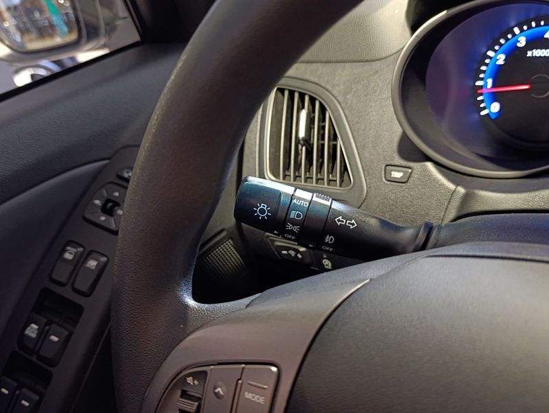 Hyundai Ix35 2.0 Mpfi Gl 16v 2021/2022 SIM VEÍCULOS PORTO ALEGRE / Carros no Vale