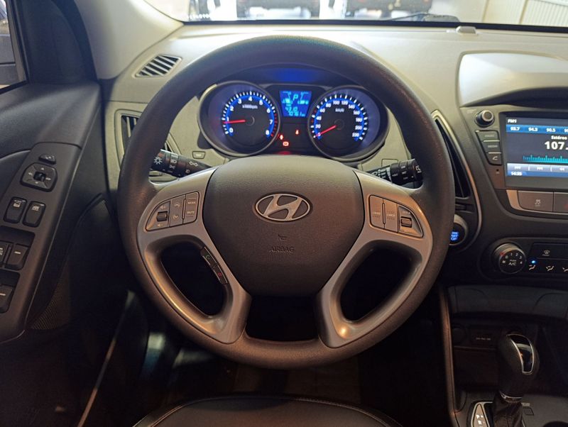 Hyundai Ix35 2.0 Mpfi Gl 16v 2021/2022 SIM VEÍCULOS PORTO ALEGRE / Carros no Vale
