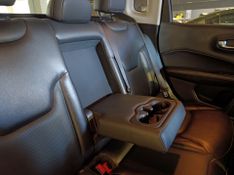 Jeep Compass Limited 2.0 4×2 16v 2018/2019 SIM VEÍCULOS PORTO ALEGRE / Carros no Vale