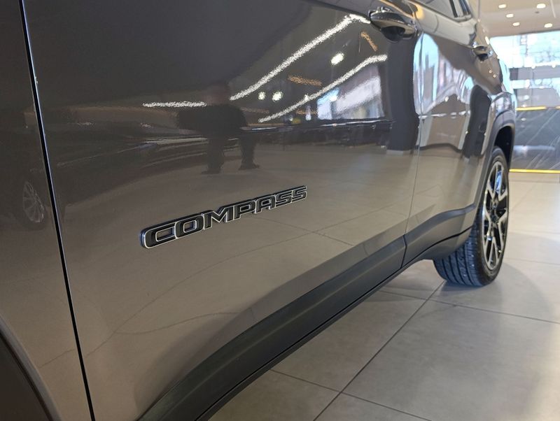 Jeep Compass Limited 2.0 4×2 16v 2018/2019 SIM VEÍCULOS PORTO ALEGRE / Carros no Vale