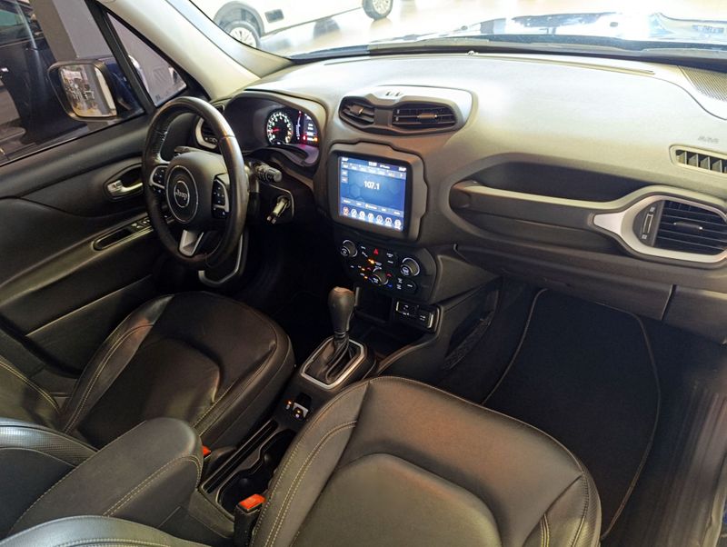 Jeep Renegade Longitude 1.8 2019/2019 SIM VEÍCULOS PORTO ALEGRE / Carros no Vale