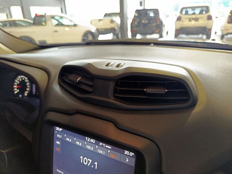 Jeep Renegade Longitude 1.8 2019/2019 SIM VEÍCULOS PORTO ALEGRE / Carros no Vale