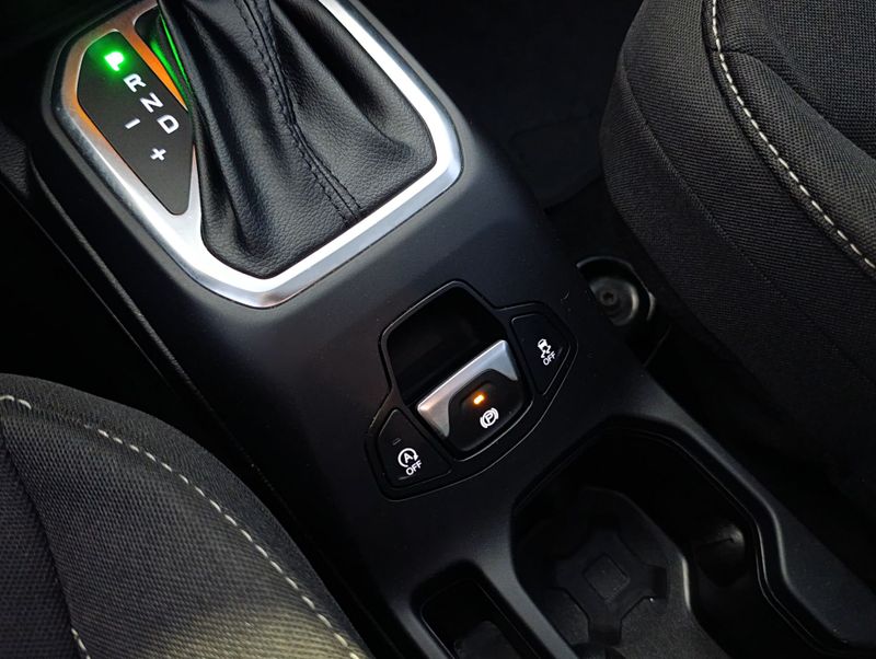 Jeep Renegade Sport T270 1.3 Tb 4×2 2022/2022 SIM VEÍCULOS PORTO ALEGRE / Carros no Vale