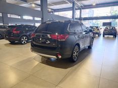 Mitsubishi Outlander 3.0 Gt 4×4 V6 24v 2016/2016 SIM VEÍCULOS PORTO ALEGRE / Carros no Vale