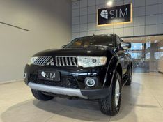 Mitsubishi Pajero Dakar 4×4 3.5 7 Lugares 2013/2013 SIM VEÍCULOS PORTO ALEGRE / Carros no Vale