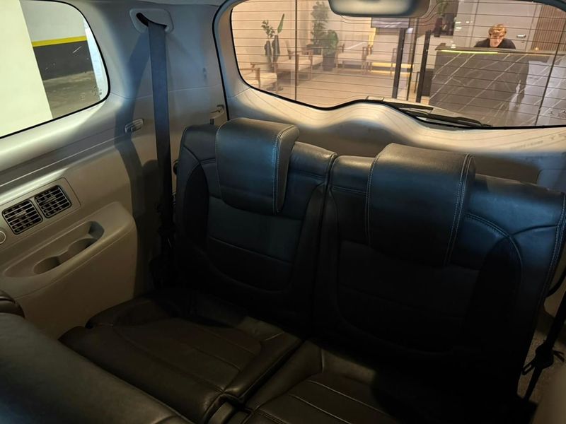 Mitsubishi Pajero Dakar 4×4 3.5 7 Lugares 2013/2013 SIM VEÍCULOS PORTO ALEGRE / Carros no Vale