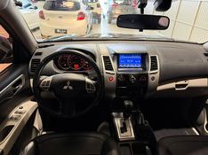 Mitsubishi Pajero Dakar 4×4 3.5 7 Lugares 2013/2013 SIM VEÍCULOS PORTO ALEGRE / Carros no Vale
