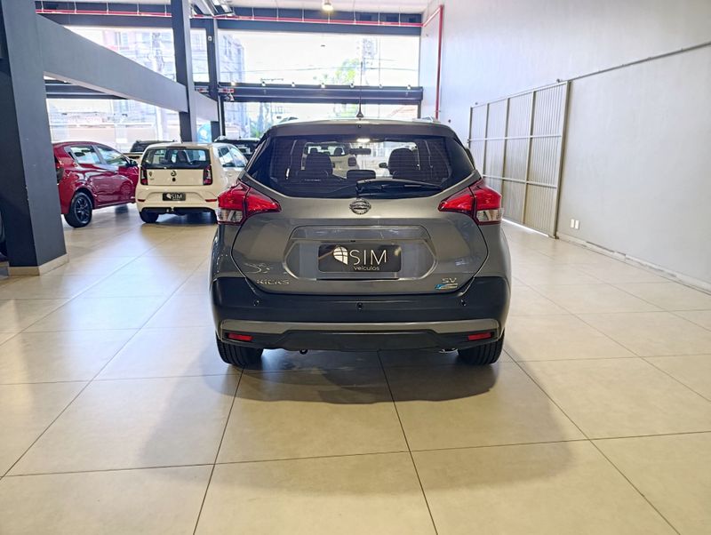 Nissan Kicks Sv Cvt 1.6 16v 2017/2018 SIM VEÍCULOS PORTO ALEGRE / Carros no Vale